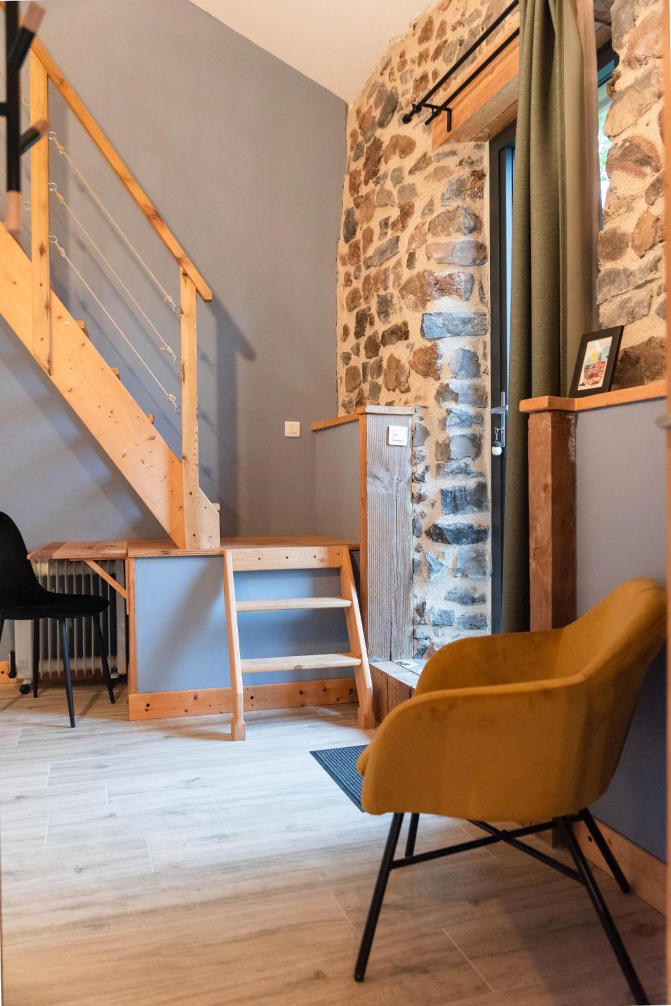 Les Balcons De La Terrasse Arsac-en-Velay Exterior foto